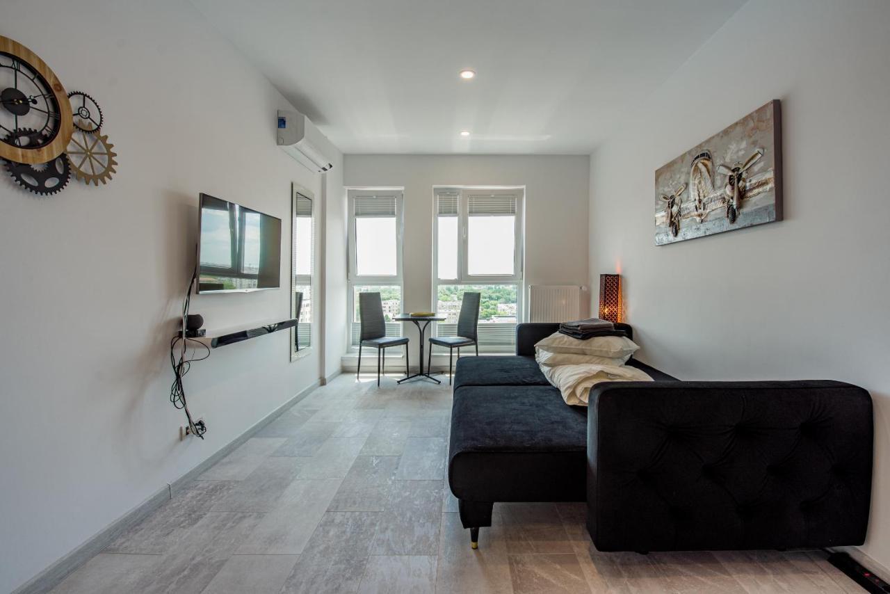 Cozy Penthousestudio Cityview W12 Boekarest Buitenkant foto