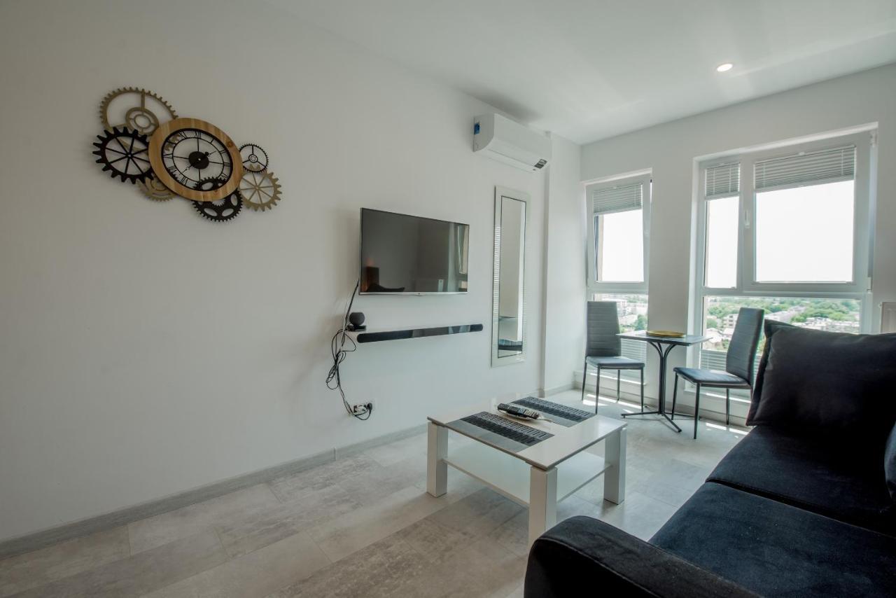 Cozy Penthousestudio Cityview W12 Boekarest Buitenkant foto