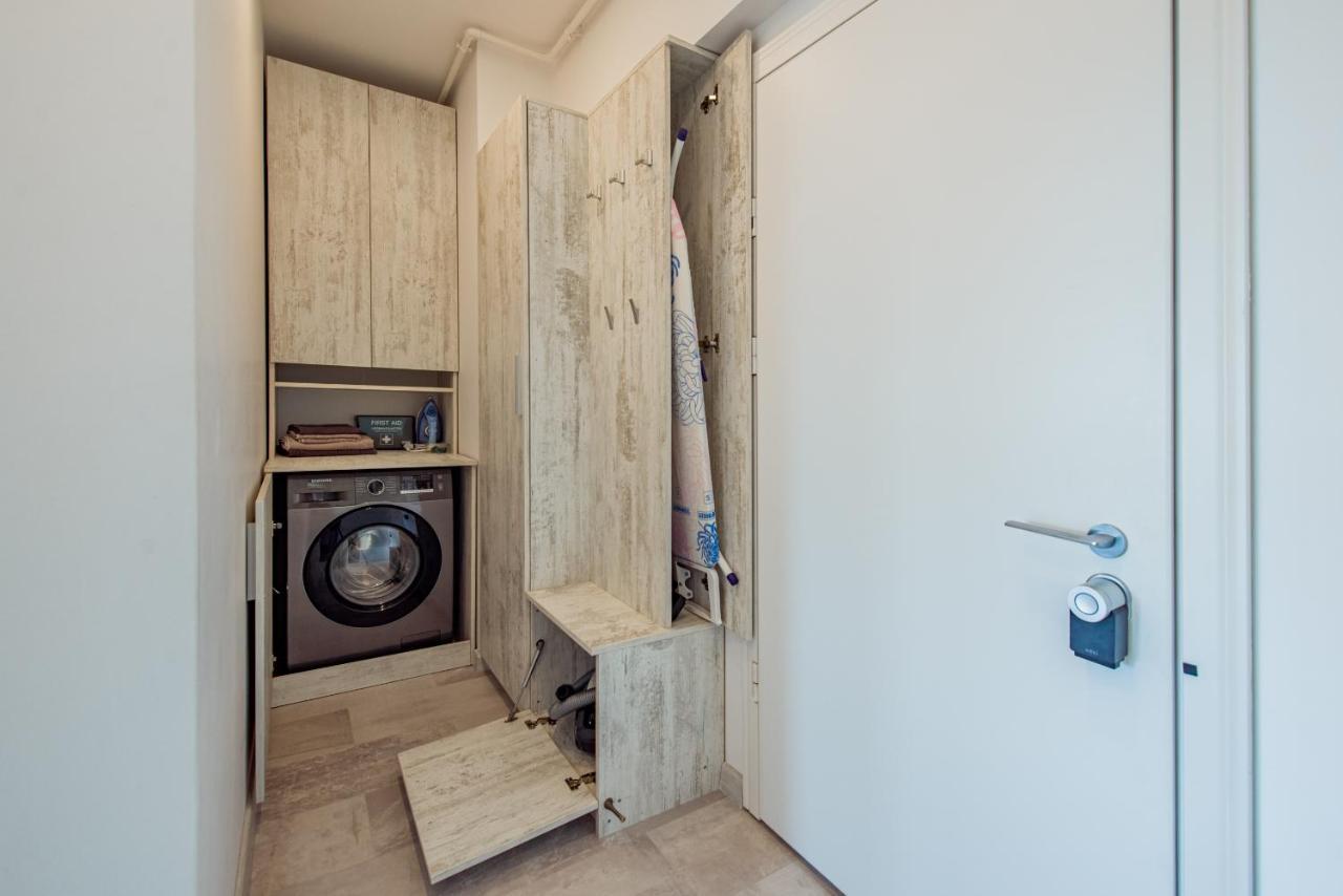 Cozy Penthousestudio Cityview W12 Boekarest Buitenkant foto